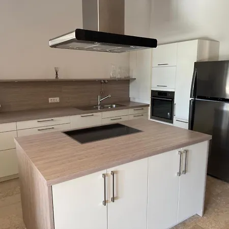 Villa Olive Tree Garden Mugeba